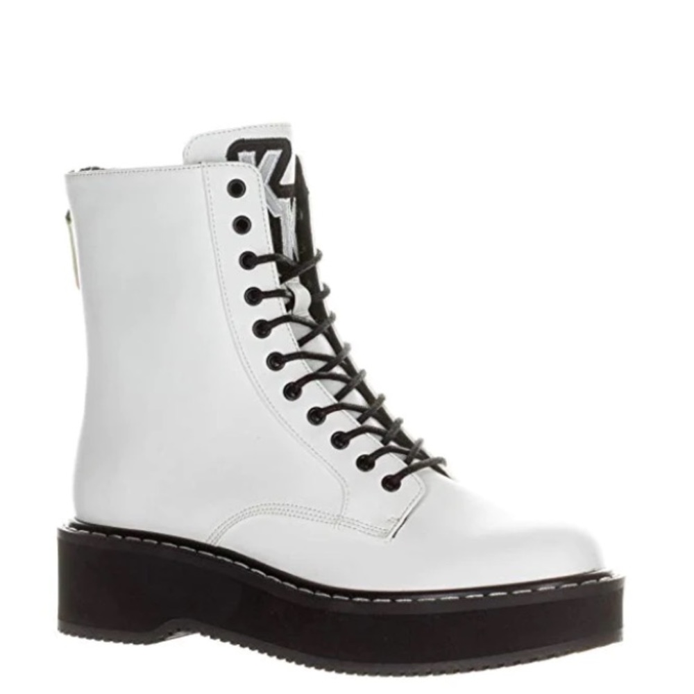 Kendall & Kylie Woman’s hunt boots
